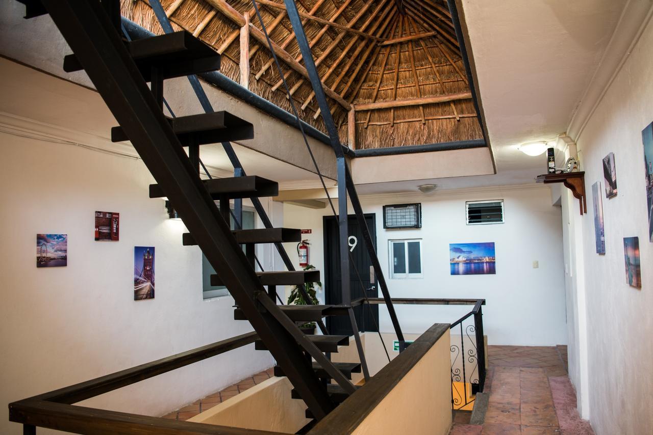 Deja Hostel Playa del Carmen Bagian luar foto